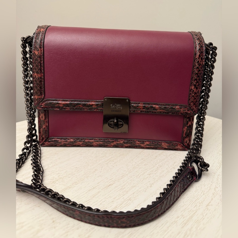 Coach Hutton in Leather/Snakeskin - Picture 9 of 9